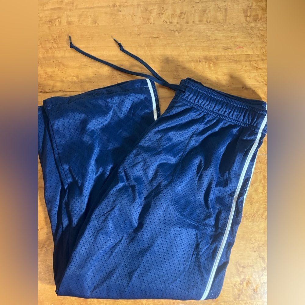 Vital calf length, athletic pants, excellent condition, women’s size large